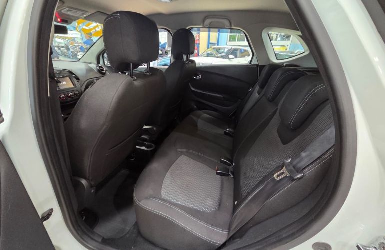 Renault Captur 1.6 16V Sce Life - Foto #8