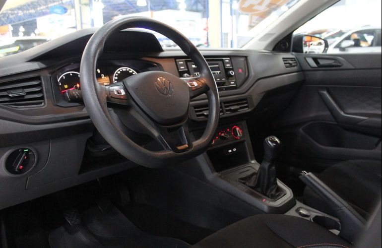 Volkswagen Polo 1.0 MPi Track - Foto #10