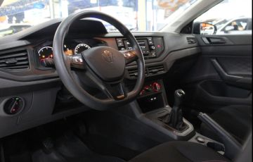 Volkswagen Polo 1.0 MPi Track - Foto #10