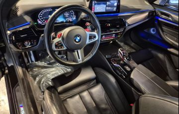 BMW M5 4.4 V8 Twin Power M Xdrive - Foto #6