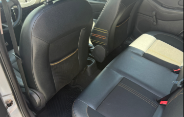 Ford Ka 1.5 Trail (Flex) - Foto #7