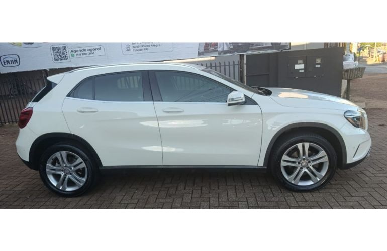 Mercedes-Benz GLA 200 Style (Flex) - Foto #4