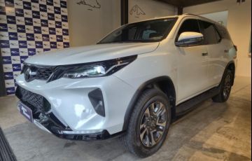 Toyota Hilux Sw4 2.8 D-4d Turbo Srx 7l 4x4 - Foto #3