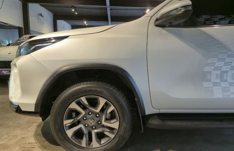 Toyota Hilux Sw4 2.8 D-4d Turbo Srx 7l 4x4 - Foto #4
