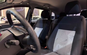Ford Fiesta 1.6 MPi Trail Hatch 8v - Foto #10