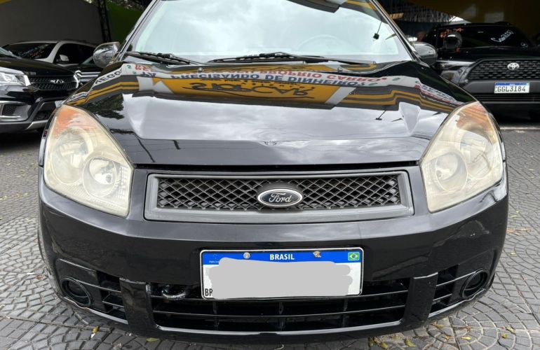 Ford Fiesta 1.0 MPi Class Hatch 8v - Foto #3