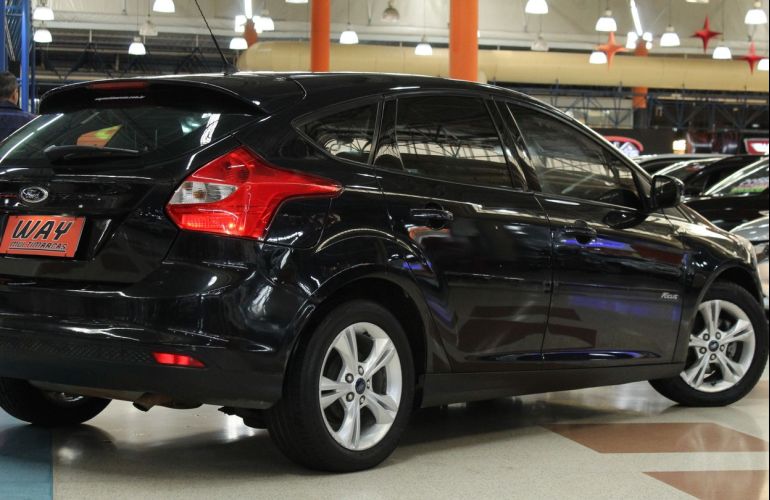 Ford Focus 1.6 S 16v - Foto #6