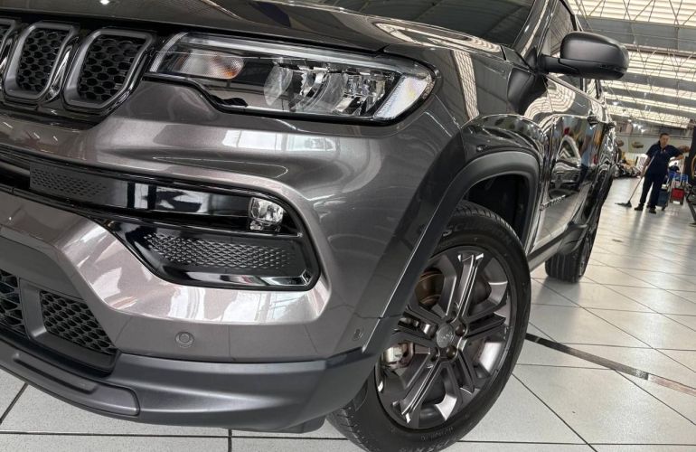 Jeep Compass 1.3 T270 Turbo Longitude 80 Anos - Foto #5