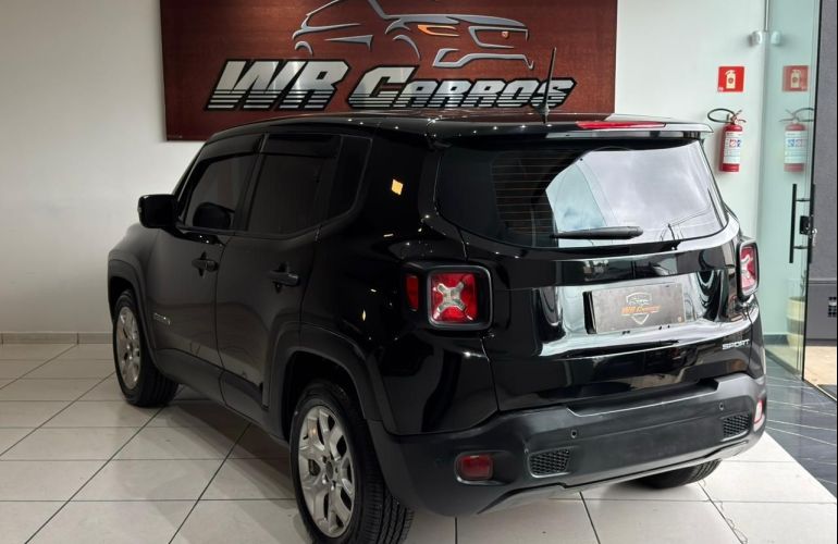 Jeep Renegade 1.8 16V Sport - Foto #3