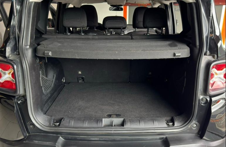 Jeep Renegade 1.8 16V Sport - Foto #8