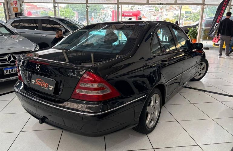 Mercedes-Benz C 320 3.2 Avantgarde V6 - Foto #2
