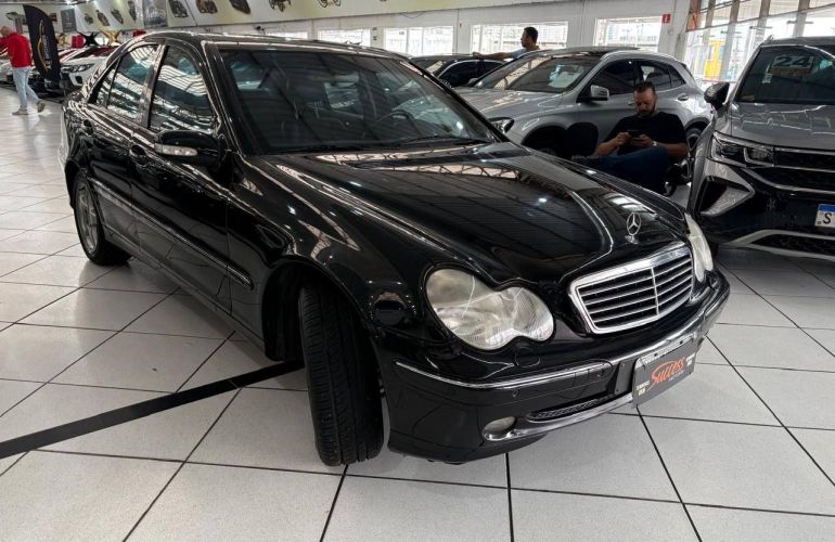 Mercedes-Benz C 320 3.2 Avantgarde V6 - Foto #4