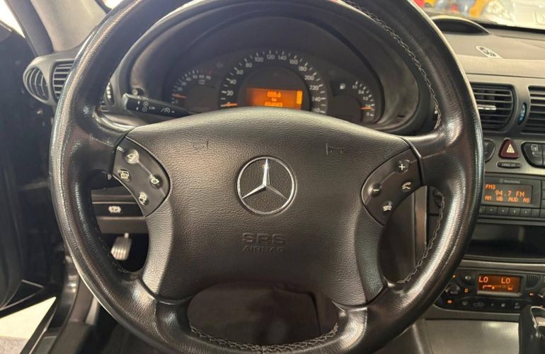 Mercedes-Benz C 320 3.2 Avantgarde V6 - Foto #8
