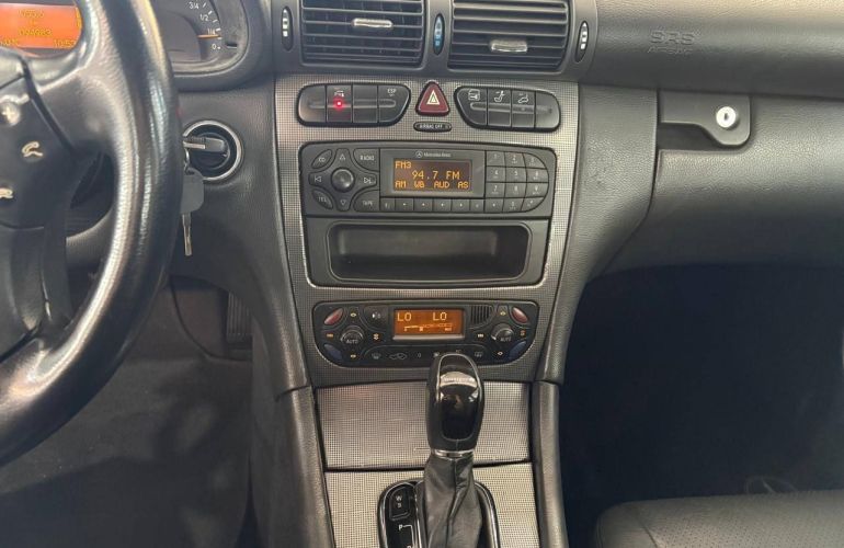 Mercedes-Benz C 320 3.2 Avantgarde V6 - Foto #10