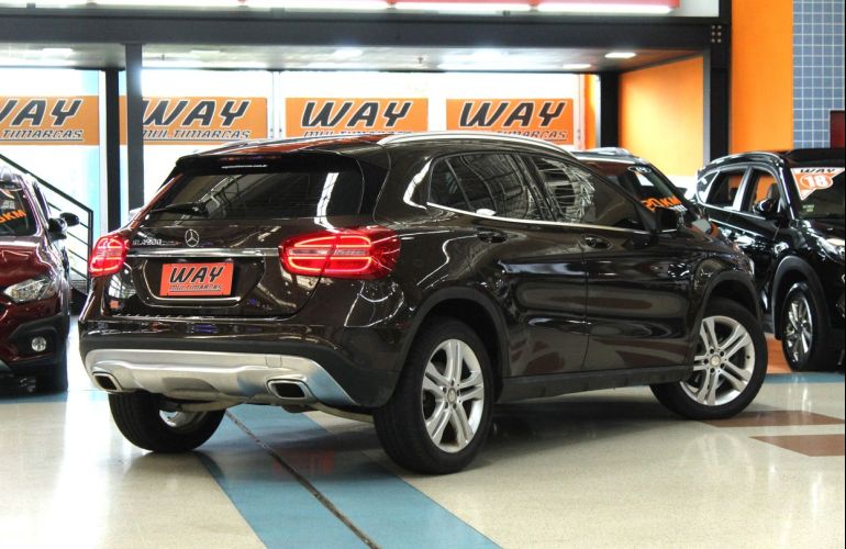 Mercedes-Benz Gla 200 1.6 Cgi Advance 16V Turbo - Foto #2