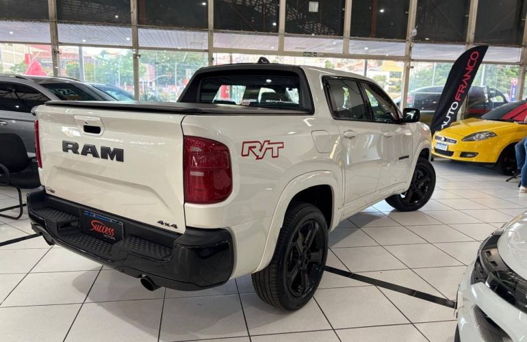 RAM Rampage 2.0 Hurricane 4 Turbo R/t 4x4 - Foto #2