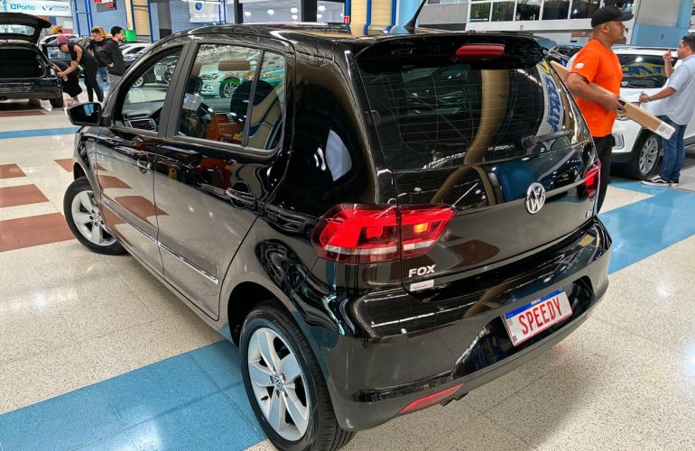 Volkswagen Fox 1.6 Msi Highline 16v - Foto #6