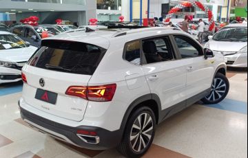 Volkswagen Taos 250 TSi Highline - Foto #4