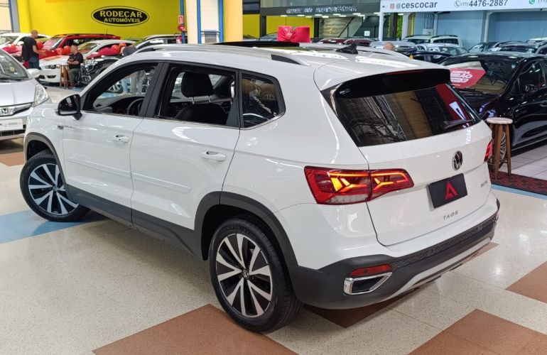 Volkswagen Taos 250 TSi Highline - Foto #6