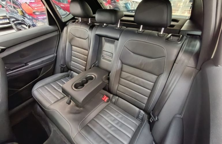 Volkswagen Taos 250 TSi Highline - Foto #9
