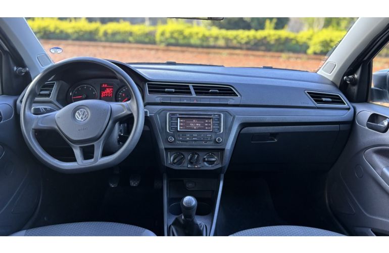Volkswagen Voyage (G6) 1.0 TEC Total Flex - Foto #6