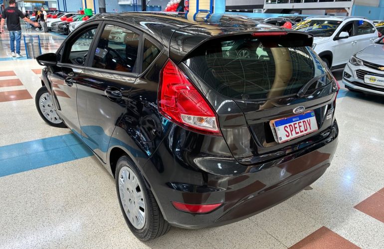 Ford Fiesta 1.5 S Hatch 16v - Foto #6