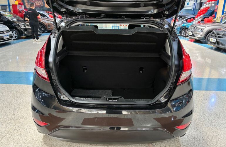 Ford Fiesta 1.5 S Hatch 16v - Foto #9