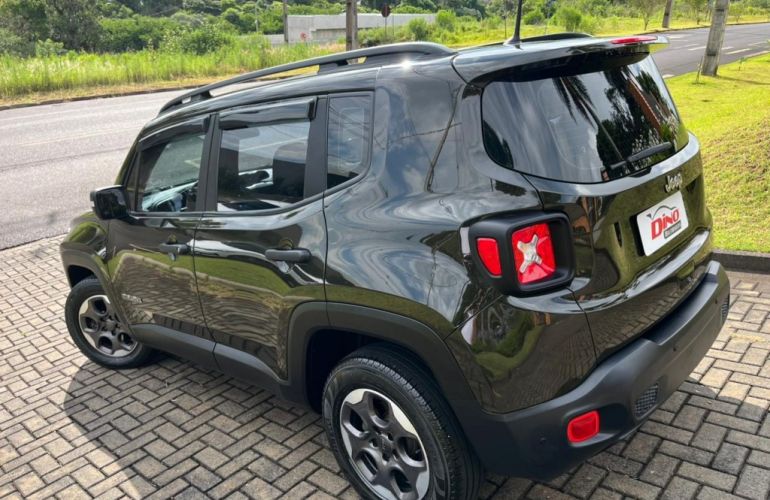 Jeep Renegade 1.8 (Aut) (Flex) - Foto #4