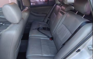 Toyota Corolla Fielder 1.8 16V (aut) - Foto #3