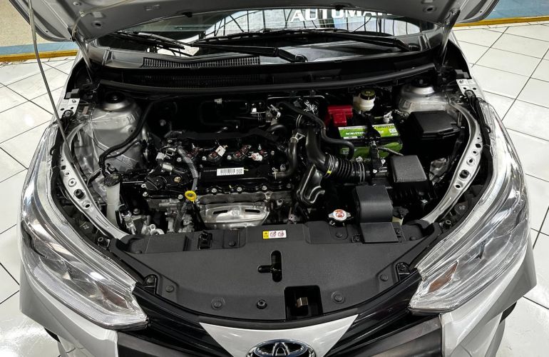 Toyota Yaris 1.5 Xl - Foto #3