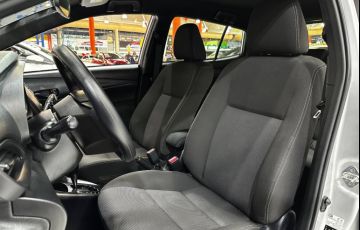 Toyota Yaris 1.5 Xl - Foto #8