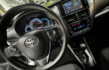 Toyota Yaris 1.5 Xl - Foto #9