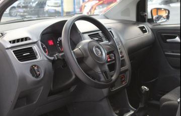 Volkswagen Fox 1.0 Mi 8v - Foto #3