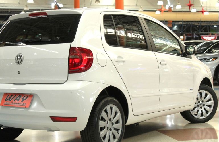 Volkswagen Fox 1.0 Mi 8v - Foto #7