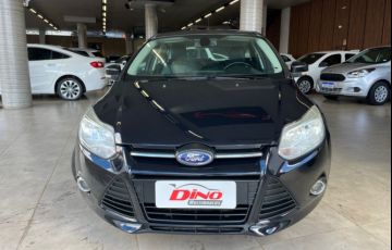 Ford Focus Hatch Titanium 2.0 16V (Aut) - Foto #2