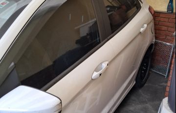 Ford Ka 1.0 SE Plus (Flex) - Foto #2