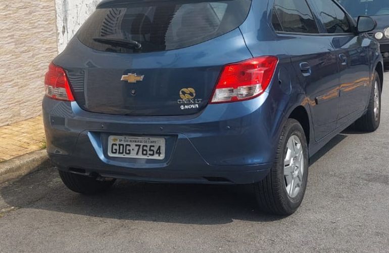 Chevrolet Onix 1.0 LT SPE/4 - Foto #7