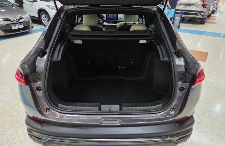 Fiat Fastback 1.0 Turbo 200 Impetus - Foto #10