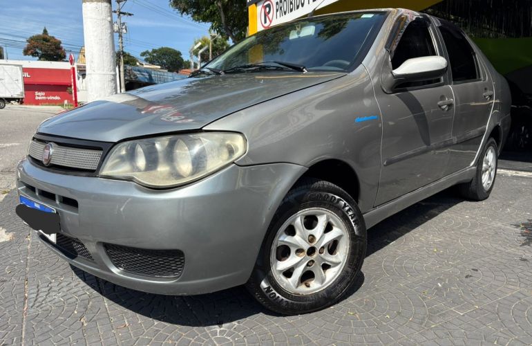 Fiat Siena 1.0 MPi Fire Celebration 8v - Foto #2