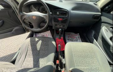 Fiat Siena 1.0 MPi Fire Celebration 8v - Foto #7