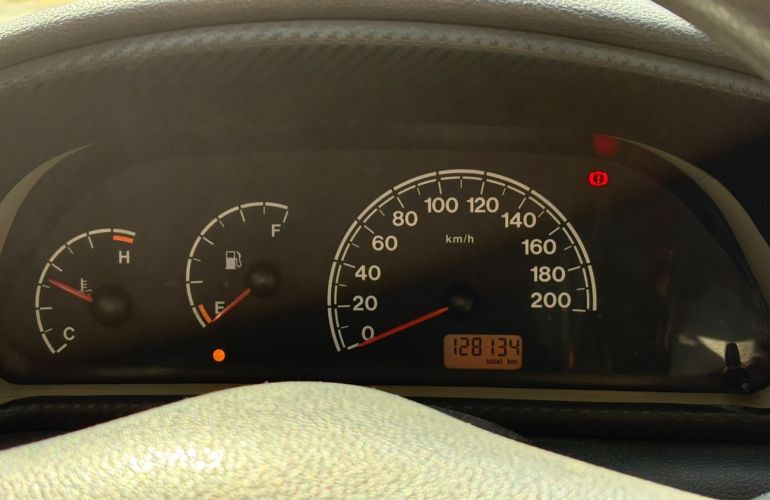 Fiat Siena 1.0 MPi Fire Celebration 8v - Foto #9