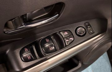 Nissan Kicks 1.6 16V Sl - Foto #9