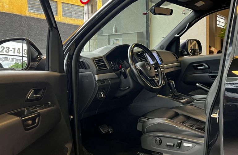 Volkswagen Amarok 3.0 V6 TDi Highline Extreme CD 4motion - Foto #6