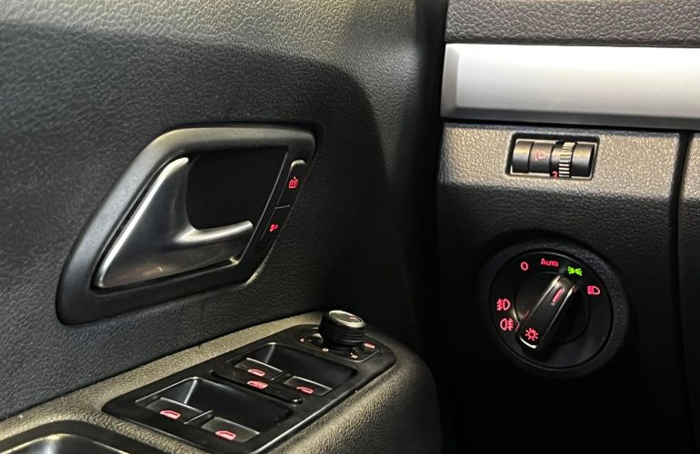 Volkswagen Amarok 3.0 V6 TDi Highline Extreme CD 4motion - Foto #9