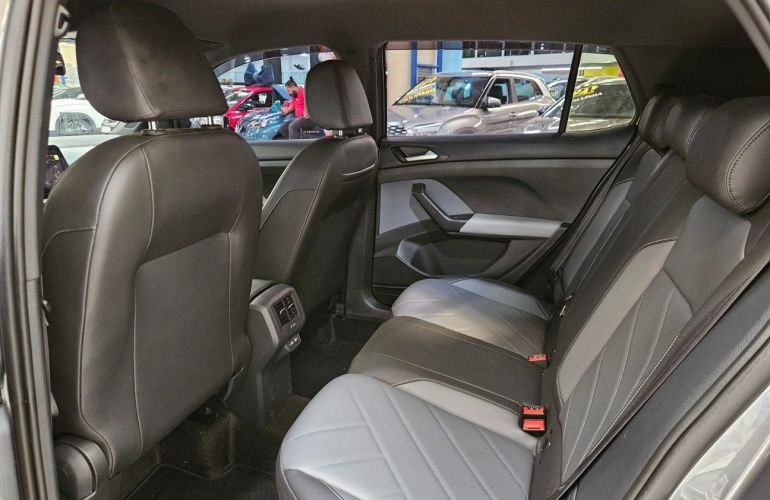 Volkswagen T-cross 1.0 200 TSi Total Comfortline - Foto #8