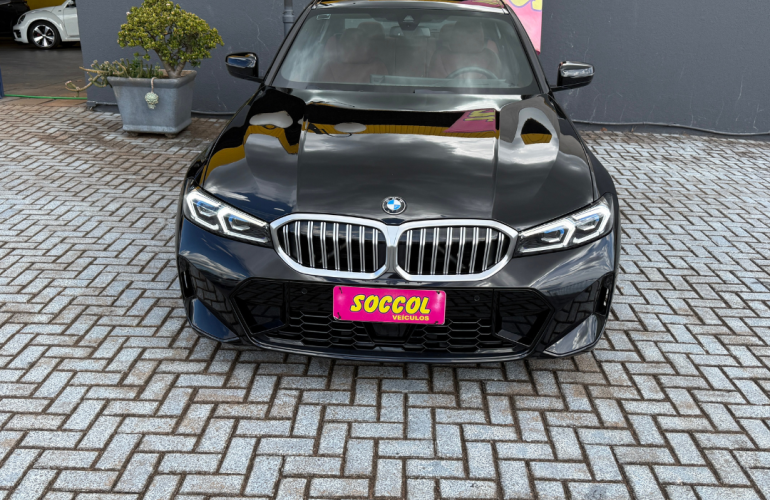 BMW 320i M Sport - Foto #2