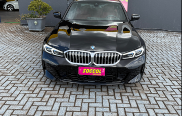 BMW 320i M Sport - Foto #2