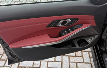 BMW 320i M Sport - Foto #5
