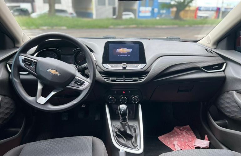 Chevrolet Onix 1.0 - Foto #7