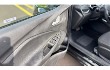 Chevrolet Onix Plus 1.0 Turbo LTZ (Aut) - Foto #8